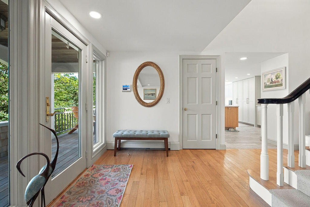 1095 Long Pond Road