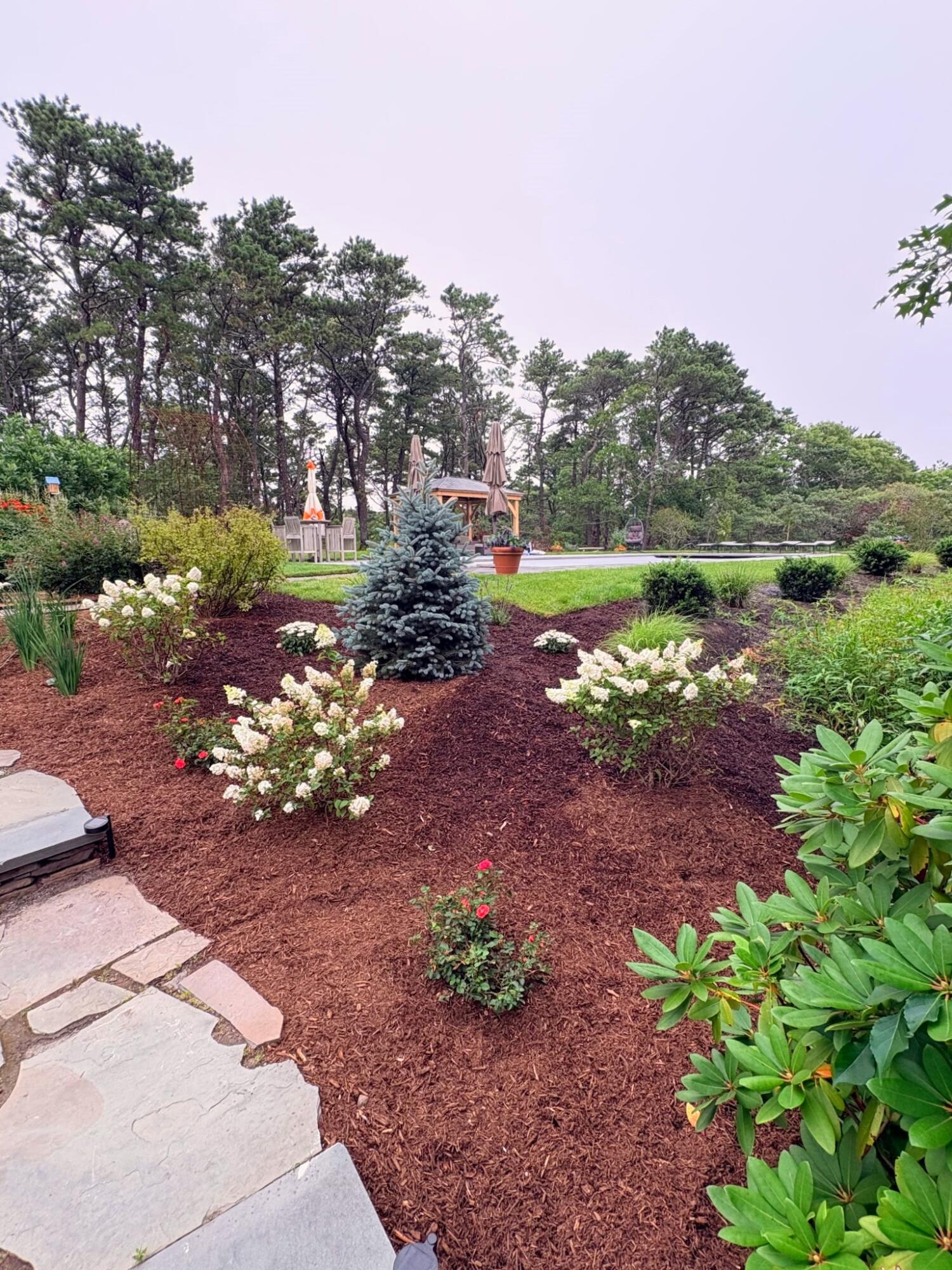 1095 Long Pond Road