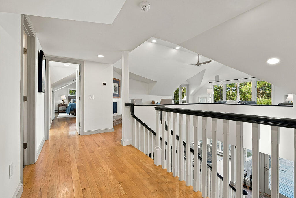 1095 Long Pond Road