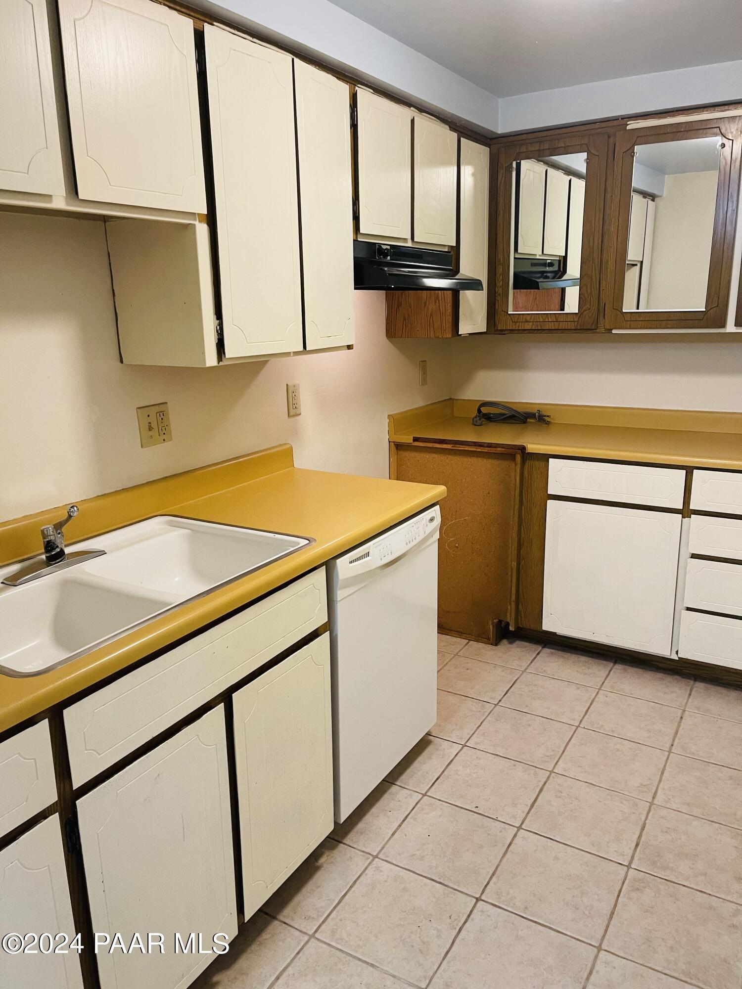 1626 Lindley Drive Unit: A2