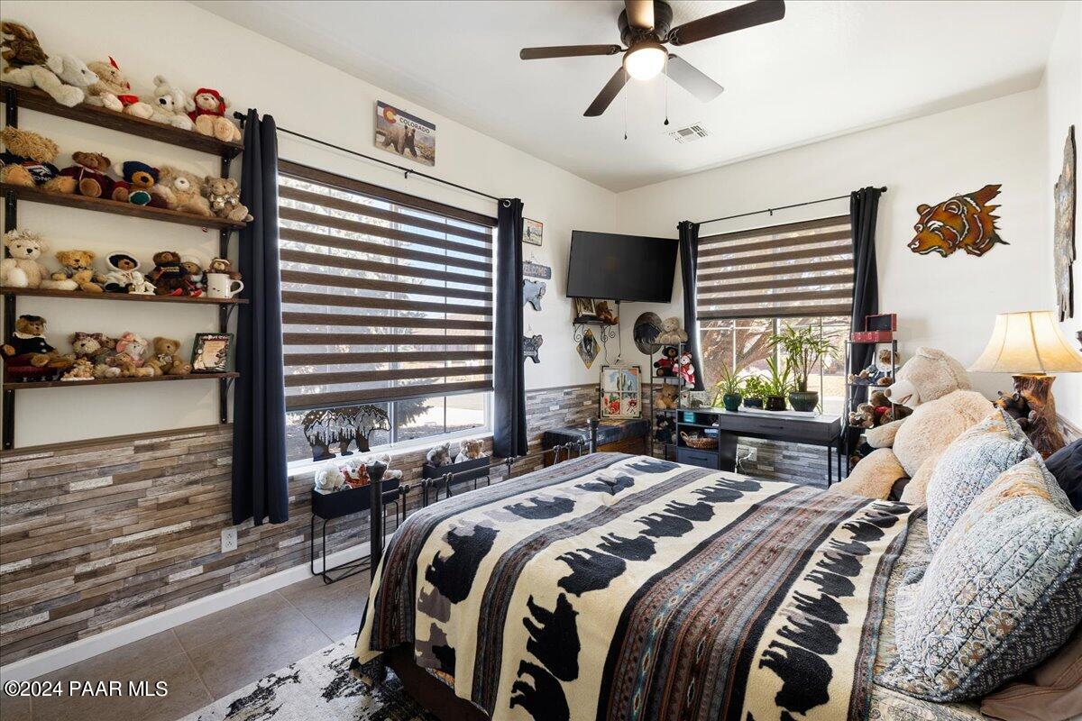 7957 Sittin Pretty Path