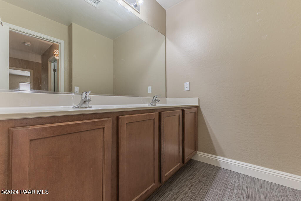 1167 W Desert Seasons Dr Drive