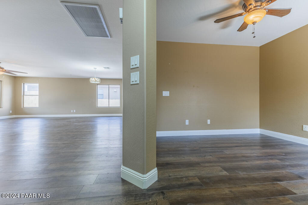 1167 W Desert Seasons Dr Drive