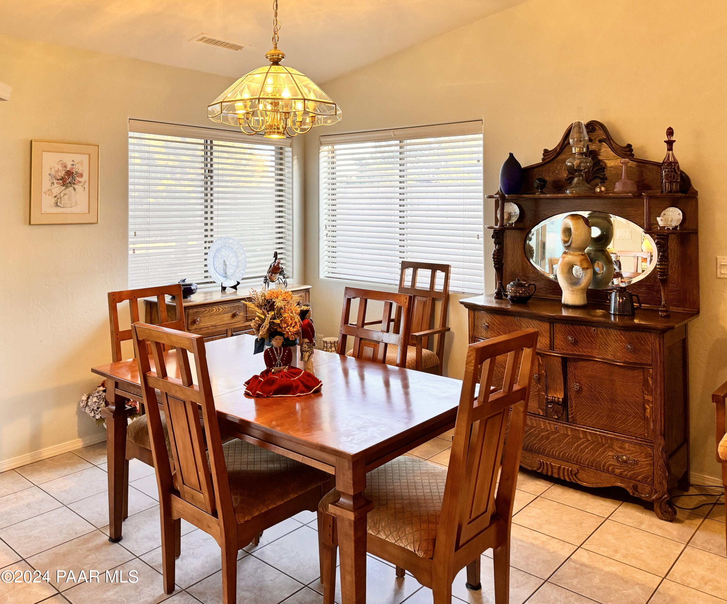 7229 N Sunrise Vista