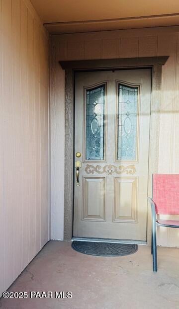 327 N Arizona Avenue