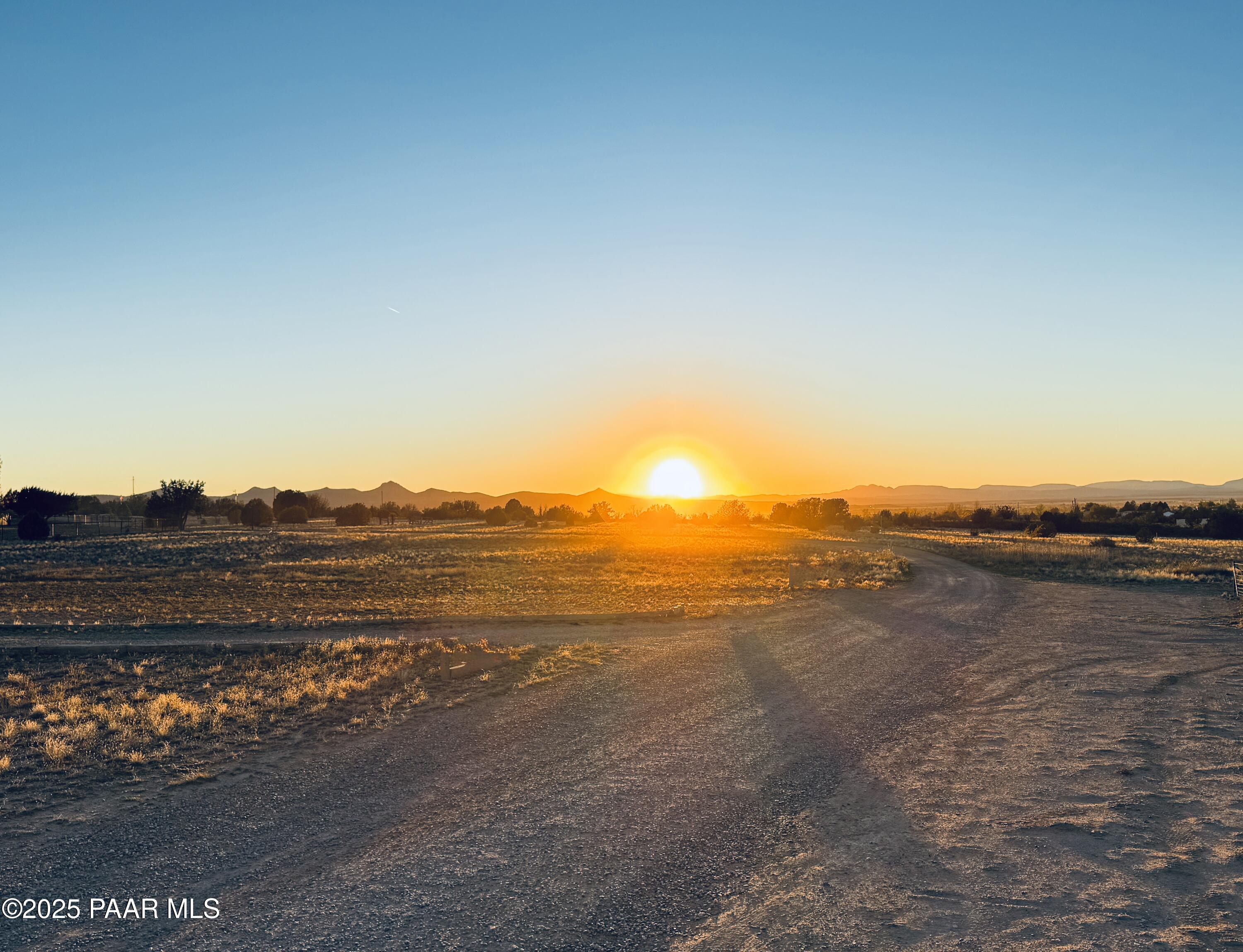 1170 E Cougar Ridge Road