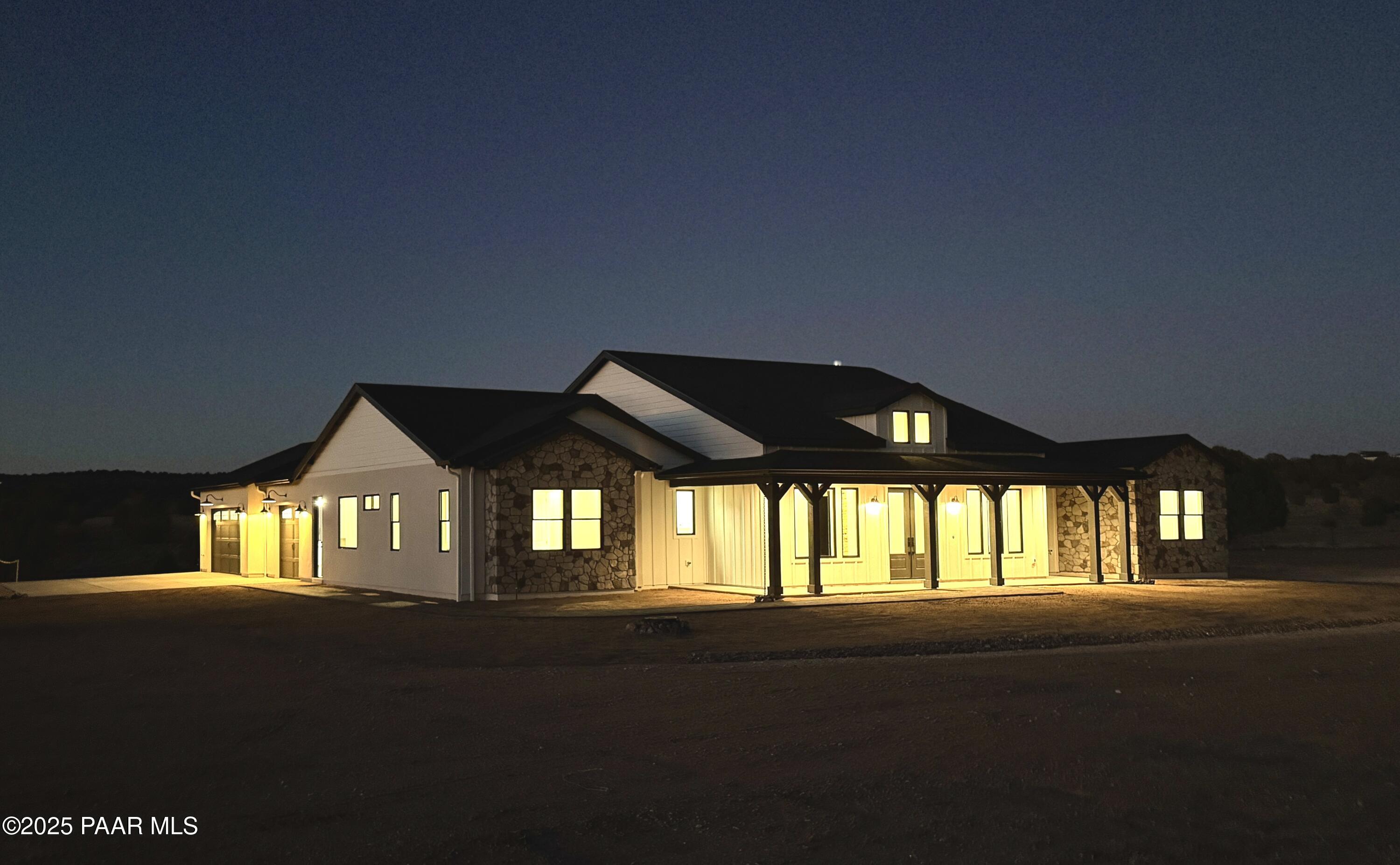 1170 E Cougar Ridge Road