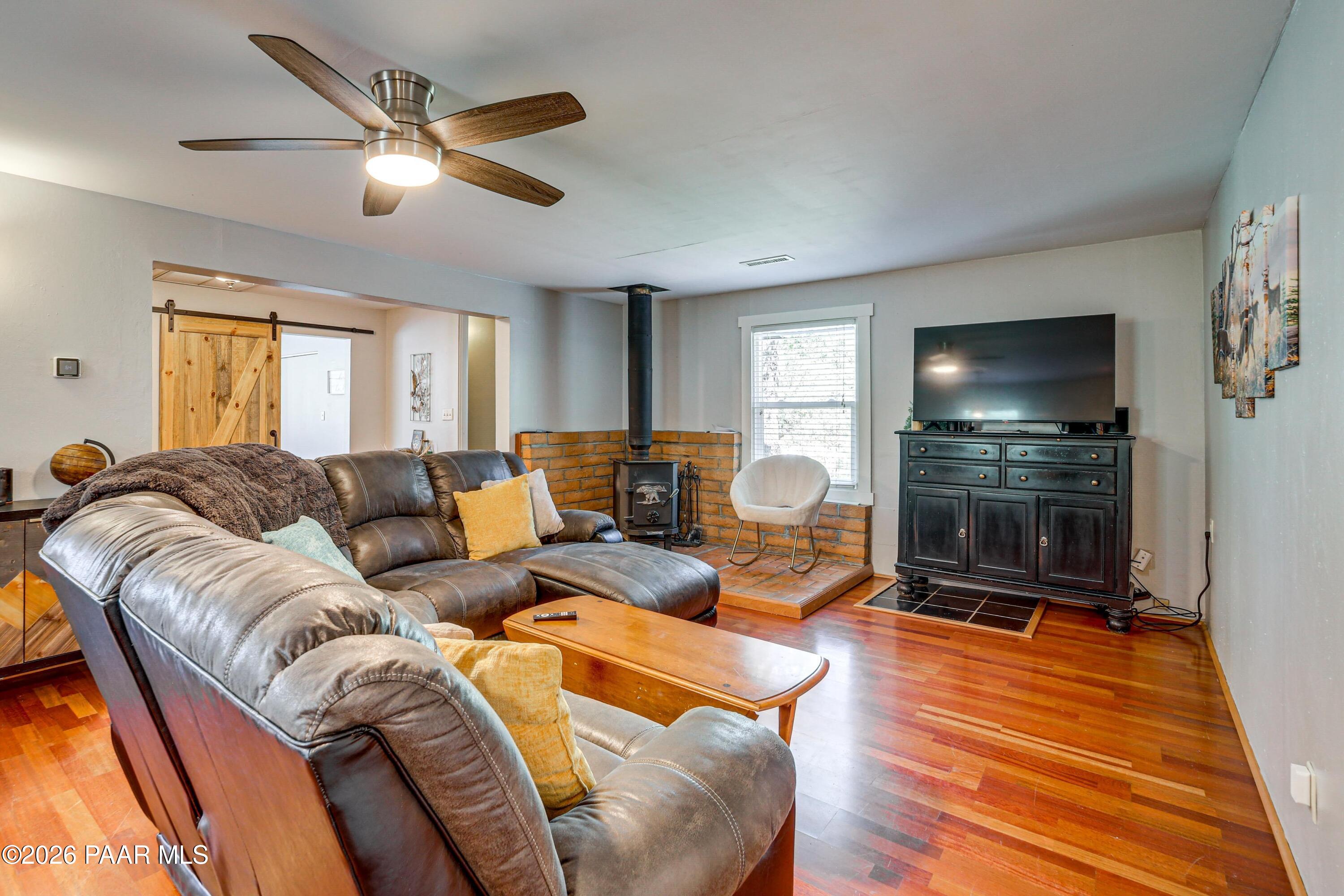 1419 W Mckee Mine Road