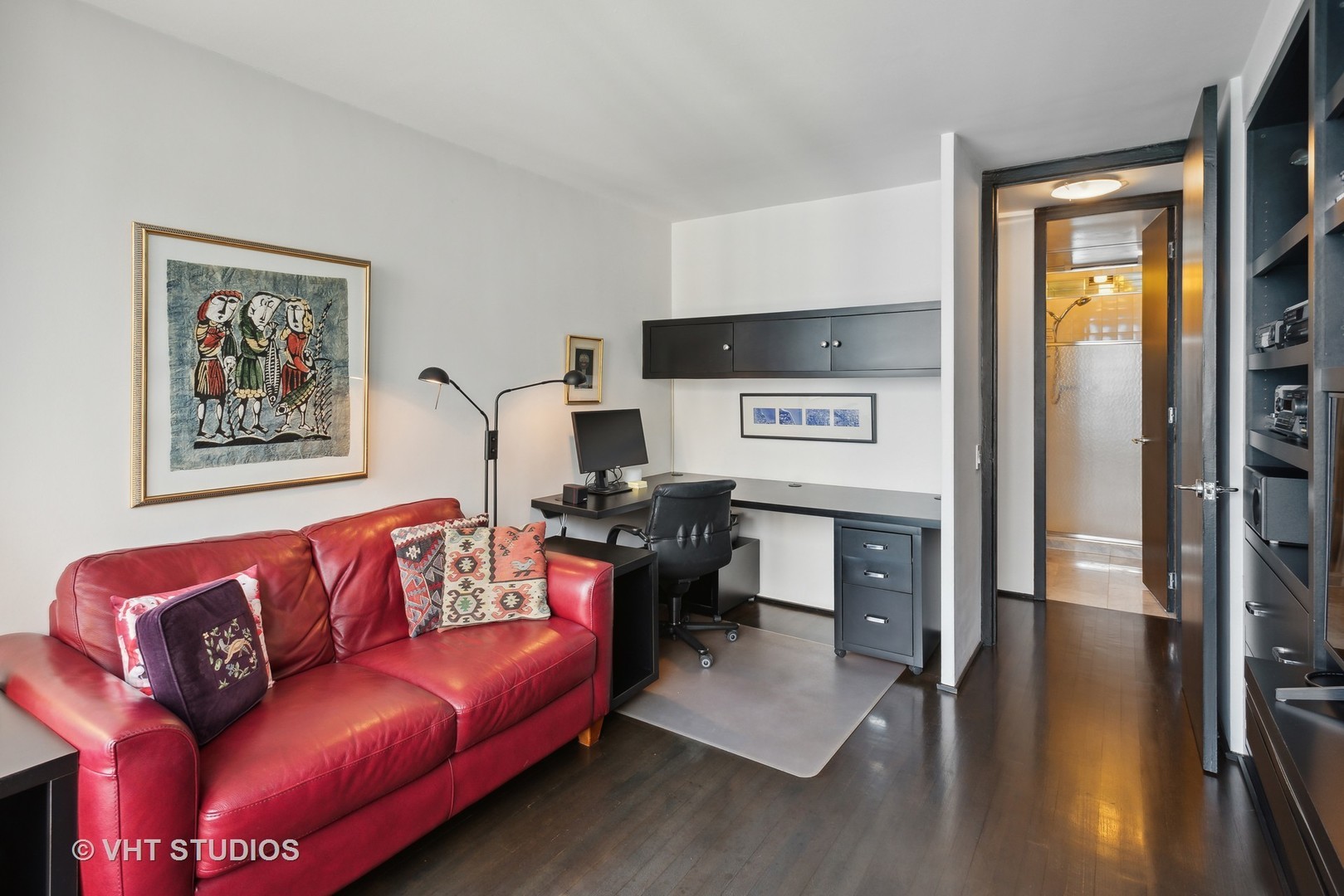 900 N Lake Shore Drive Unit: 2807-05