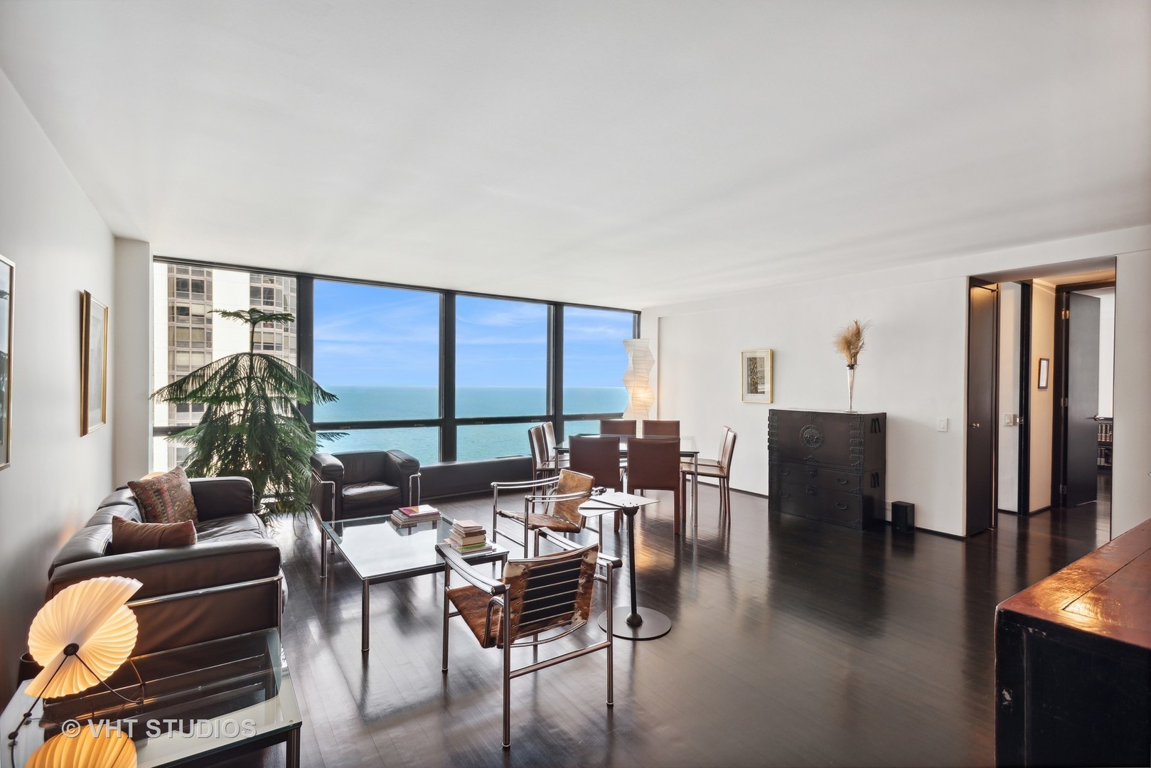 900 N Lake Shore Drive Unit: 2807-05