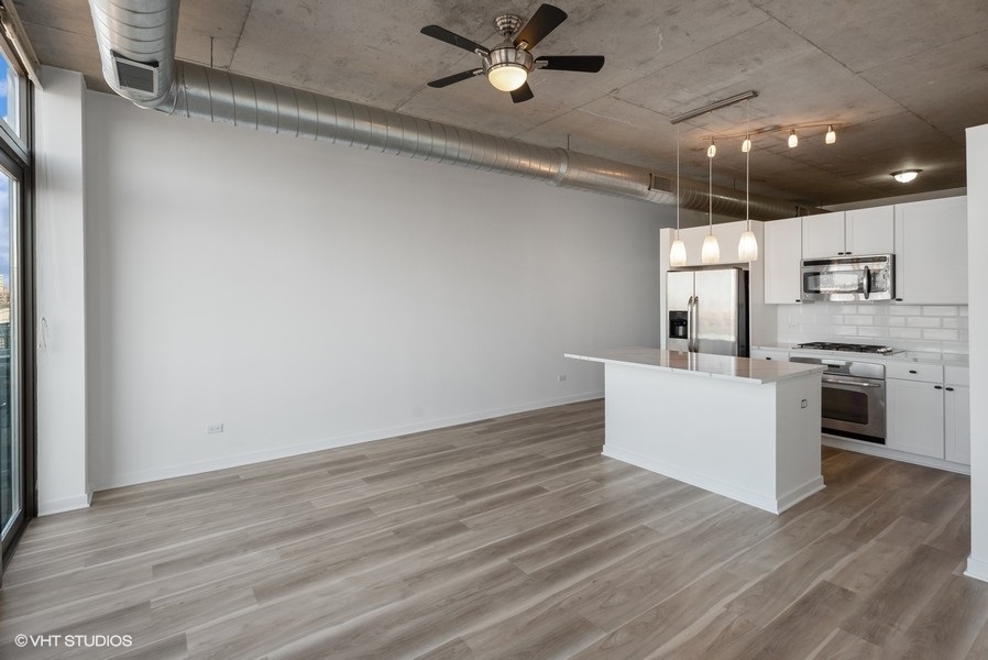 1000 N Kingsbury Street Unit: 703
