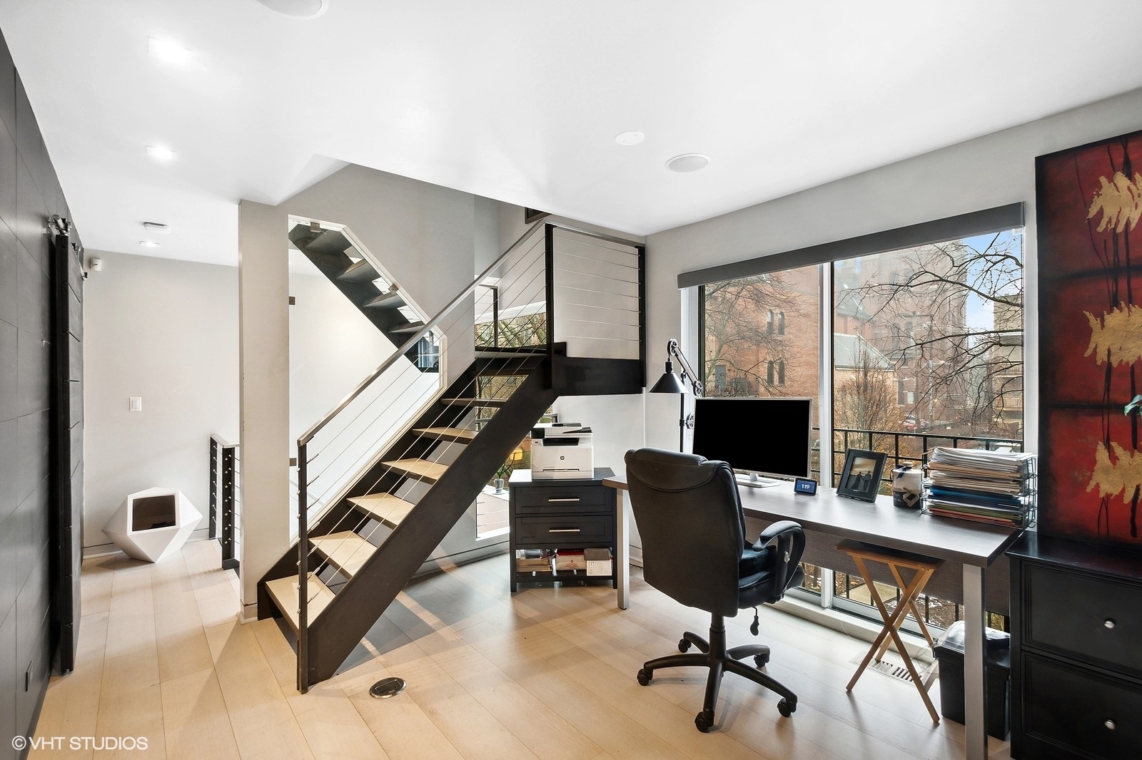 1632 N HUDSON Avenue Unit: 6