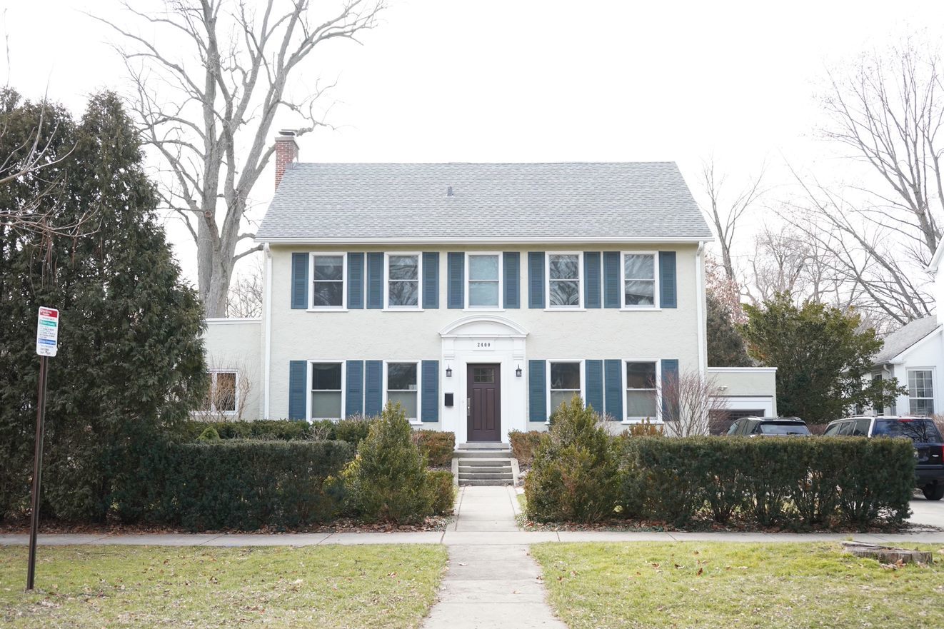 2400 Lincolnwood Drive
