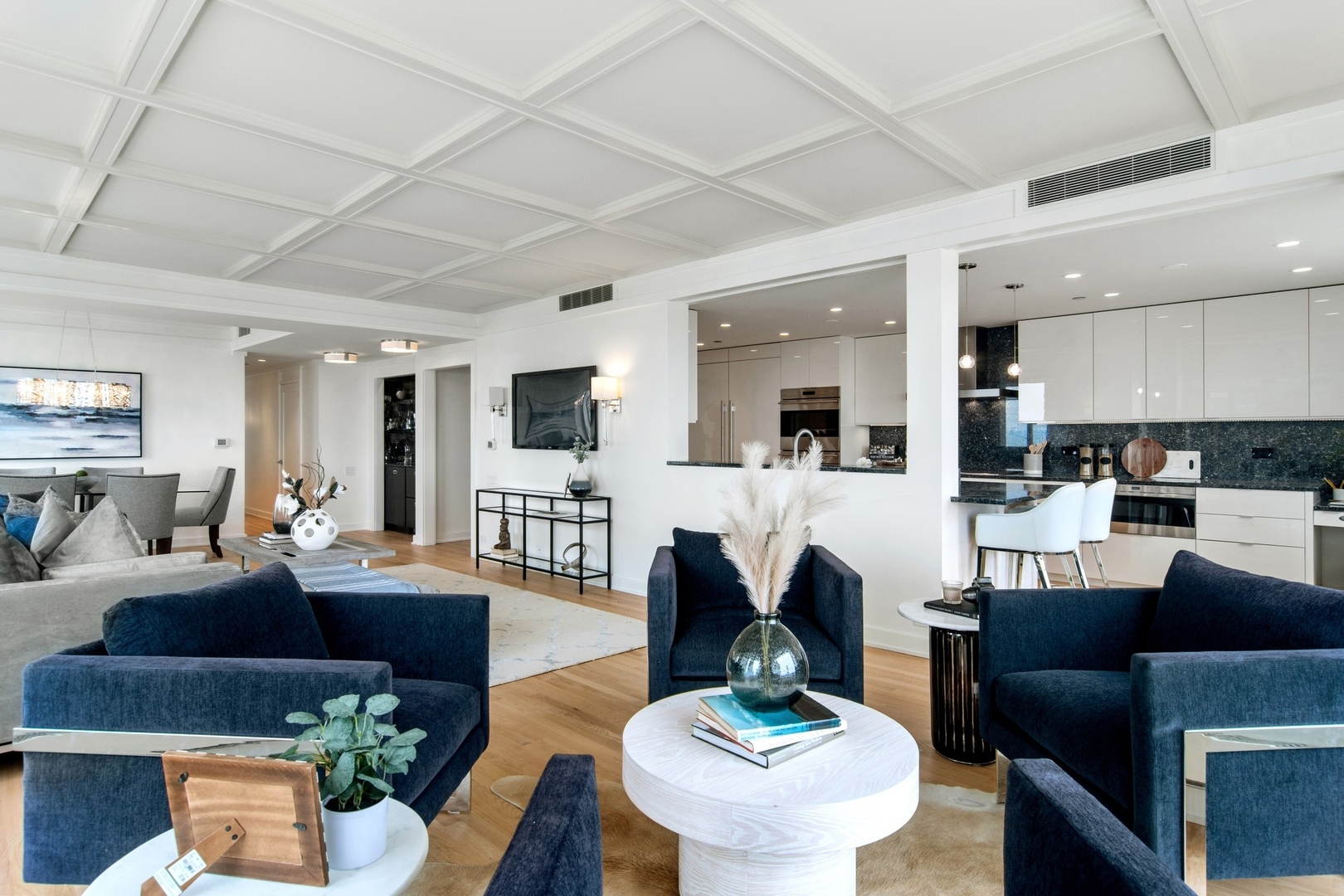 161 E CHICAGO Avenue Unit: 45FG