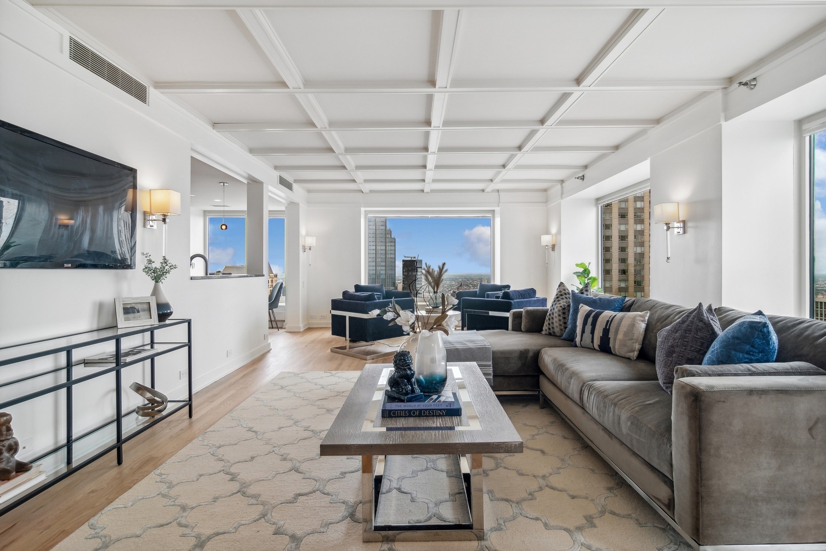 161 E CHICAGO Avenue Unit: 45FG