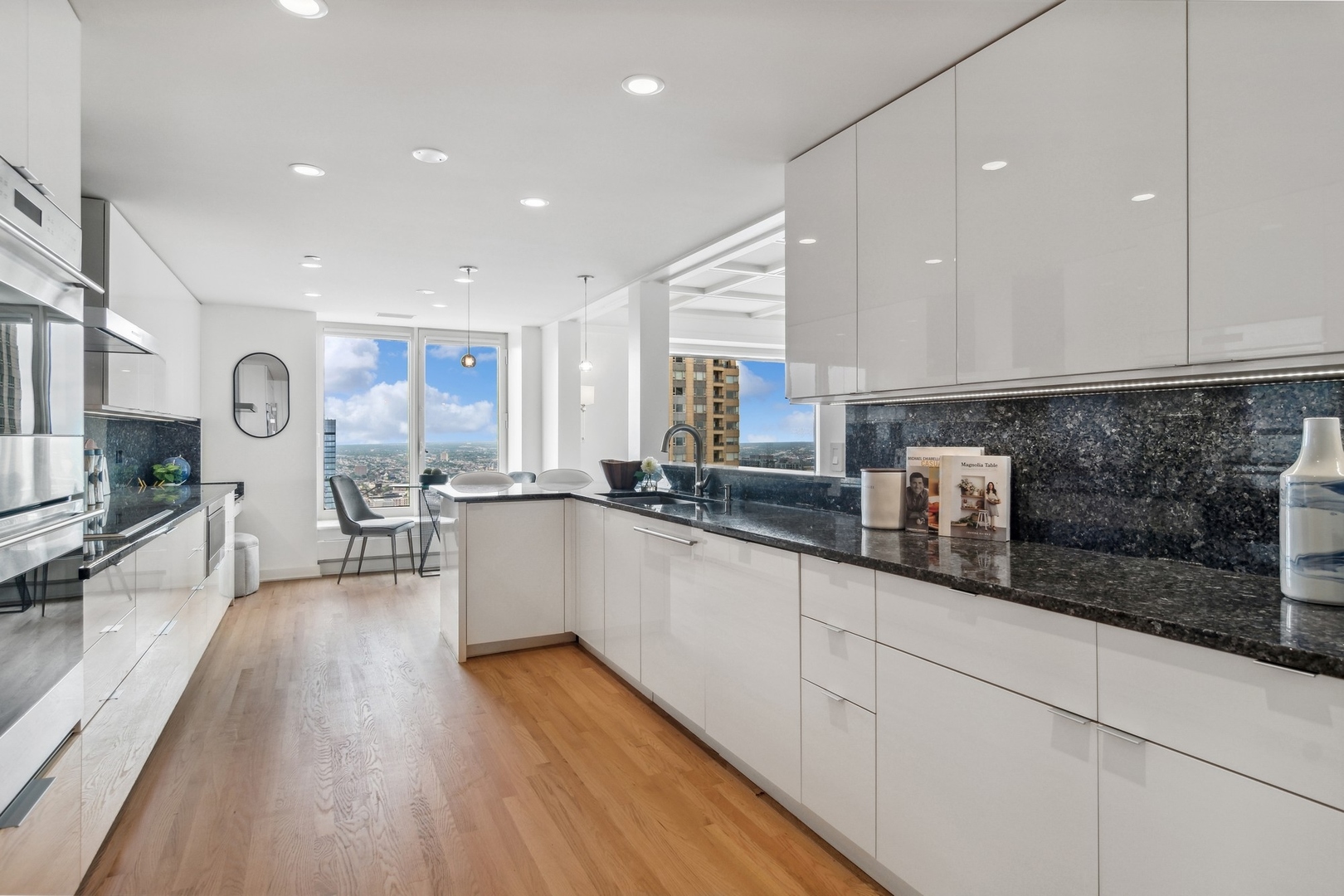 161 E CHICAGO Avenue Unit: 45FG