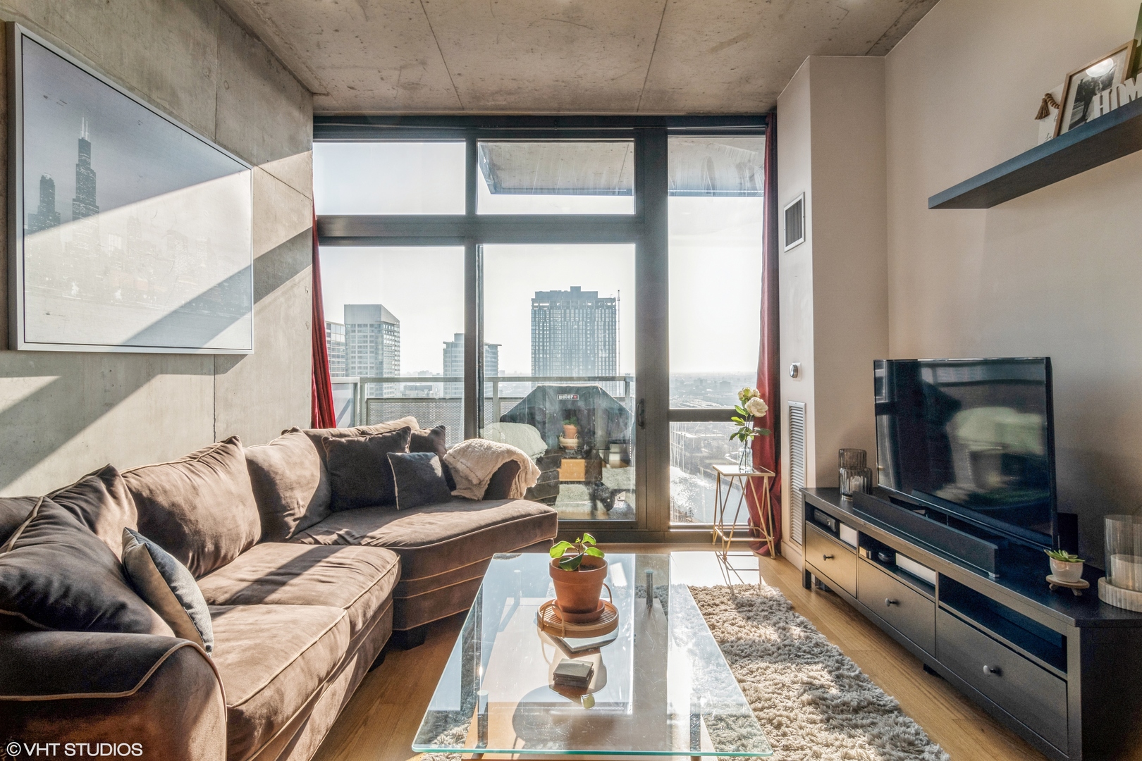 235 W Van Buren Street Unit: 2510