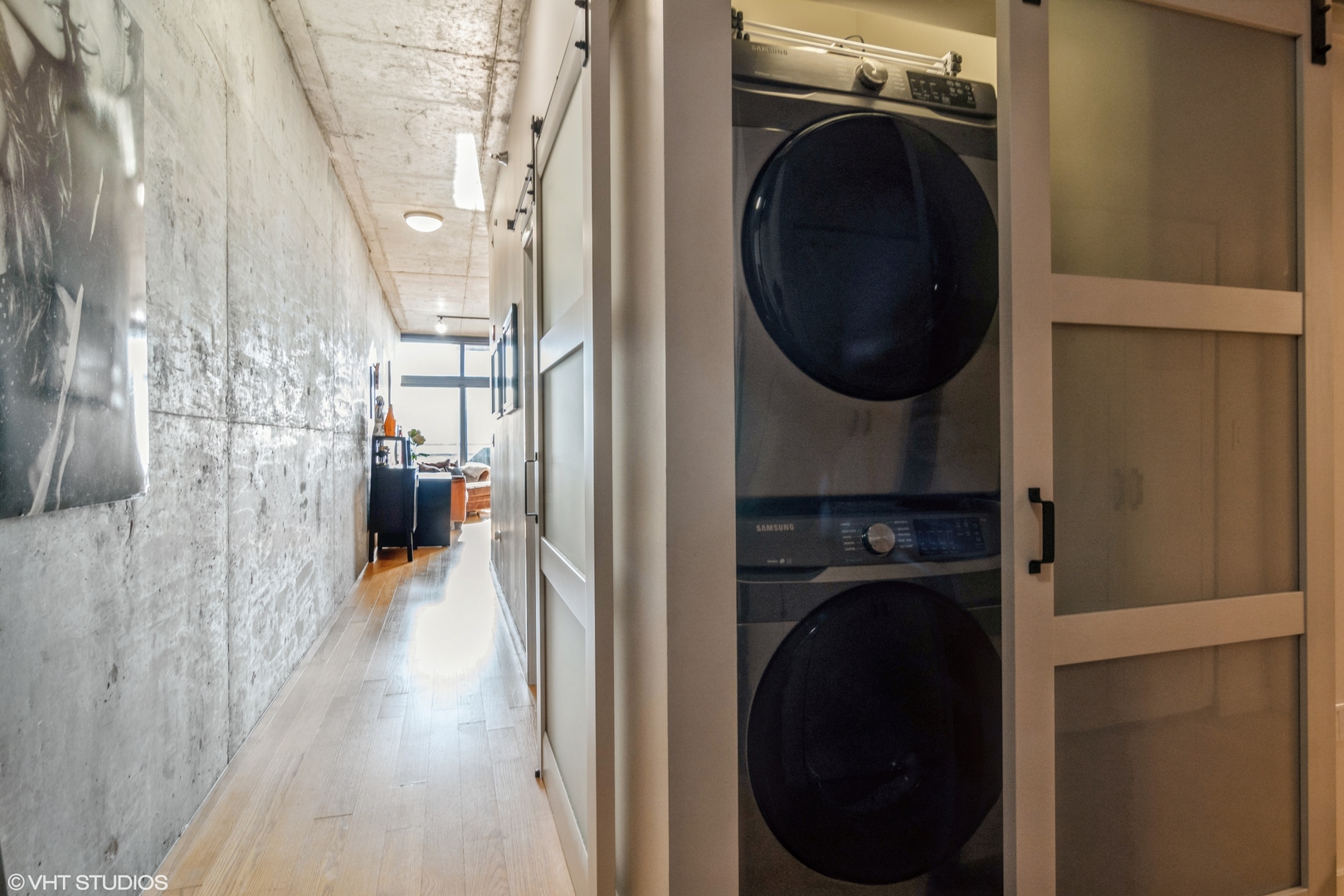 235 W Van Buren Street Unit: 2510