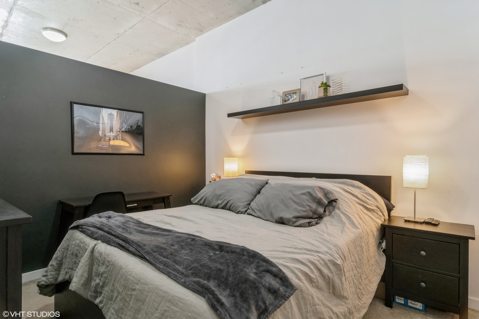 235 W Van Buren Street Unit: 2510