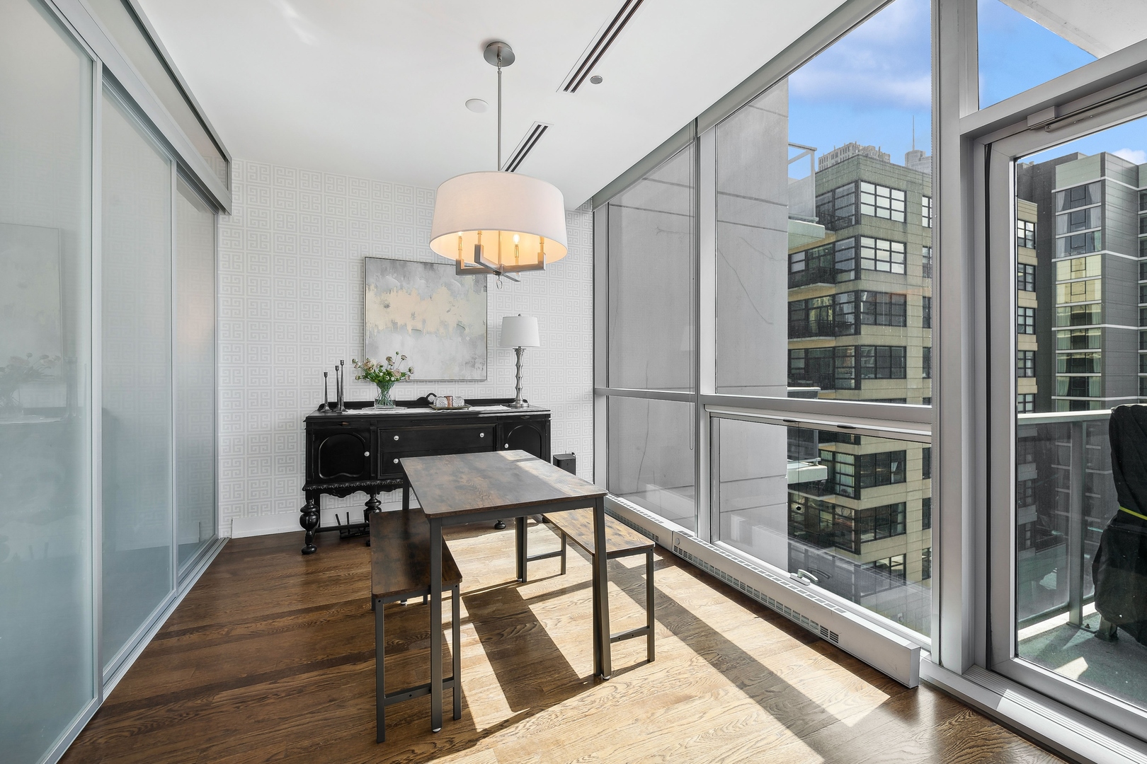 110 W Superior Street Unit: 902
