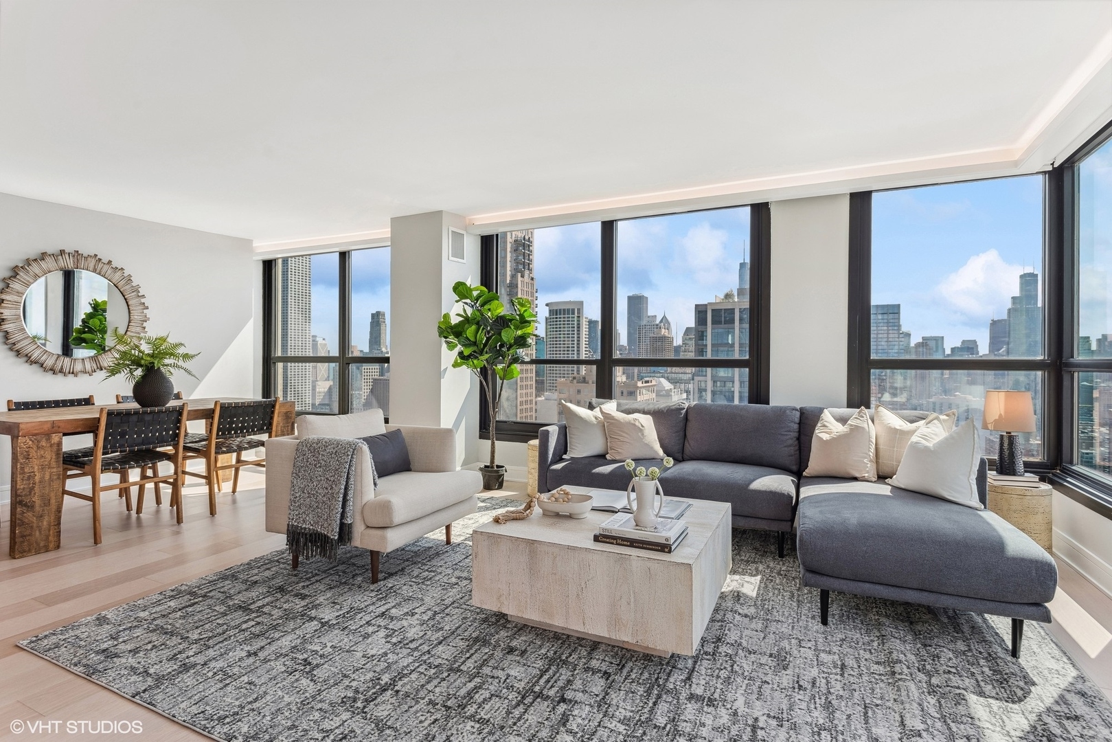 1030 N State Street Unit: 41L