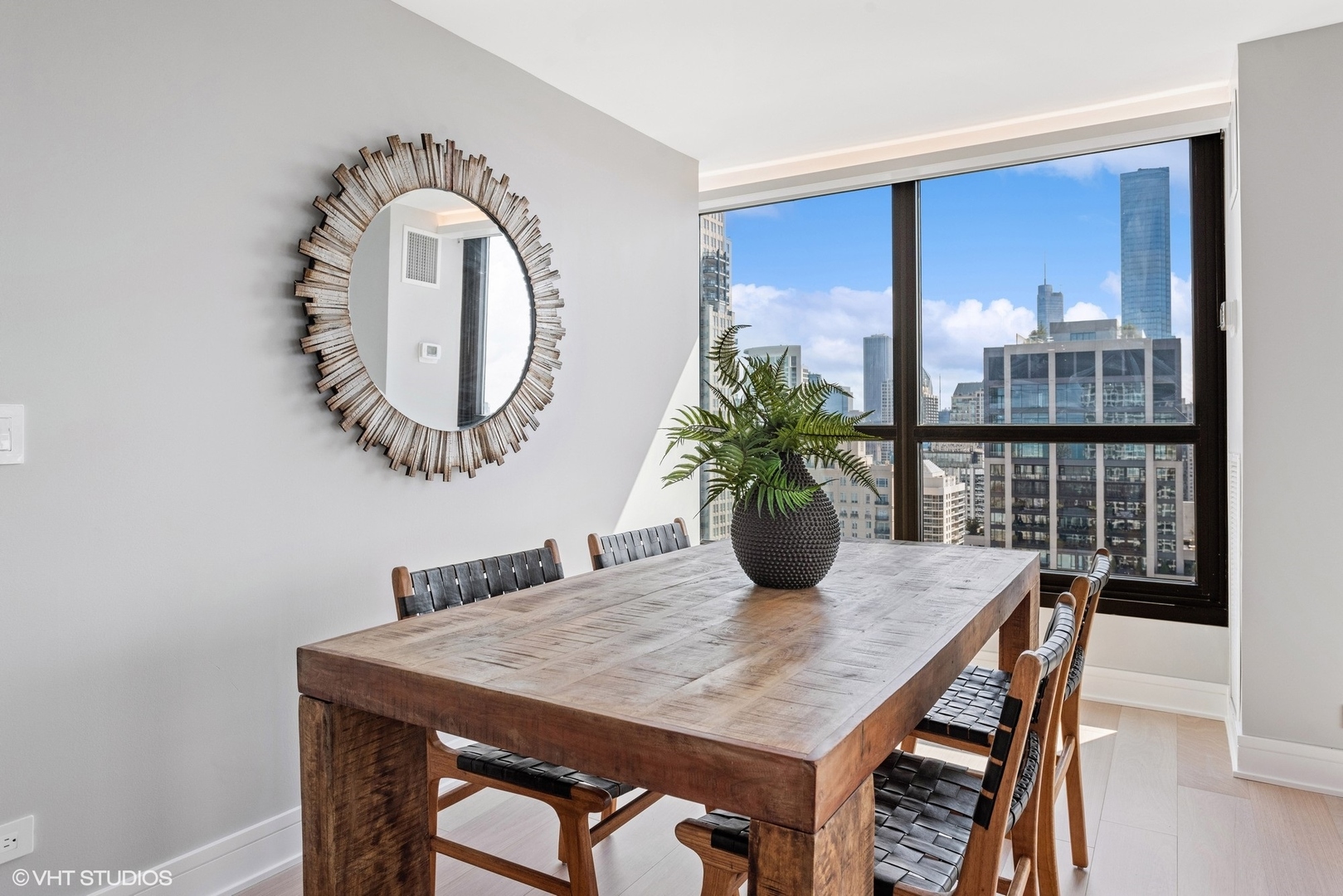 1030 N State Street Unit: 41L