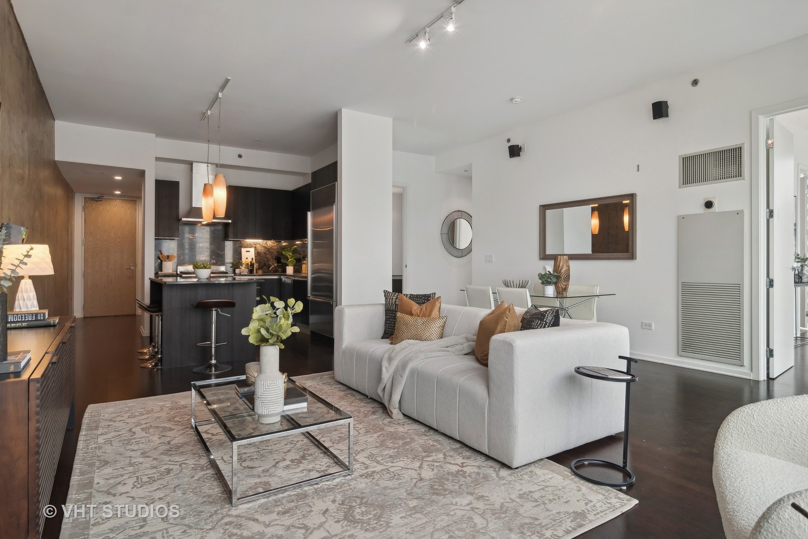 600 N Fairbanks Court Unit: 1805