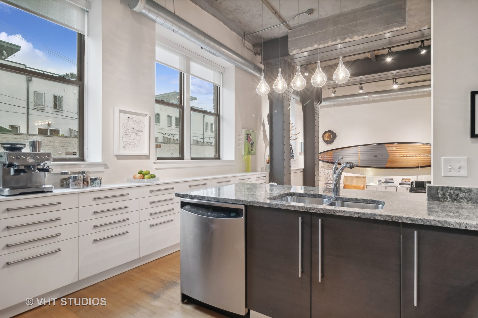 1050 W HUBBARD Street Unit: 1D