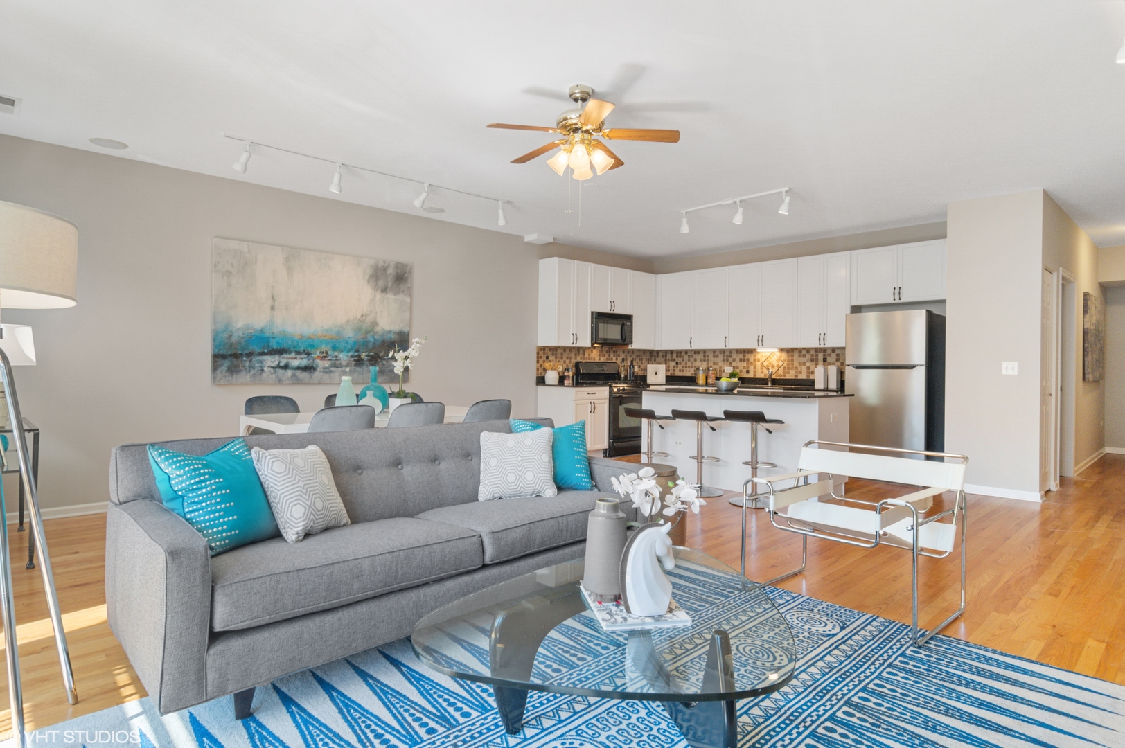1425 S HALSTED Street Unit: 2B