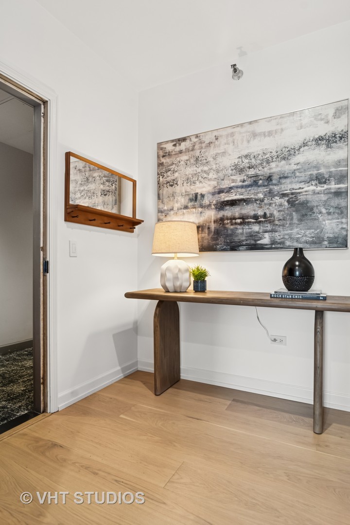 421 W Huron Street Unit: 1504