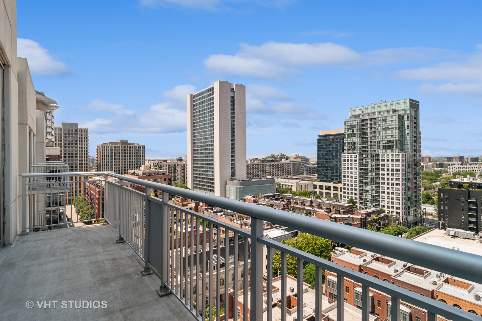 421 W Huron Street Unit: 1504