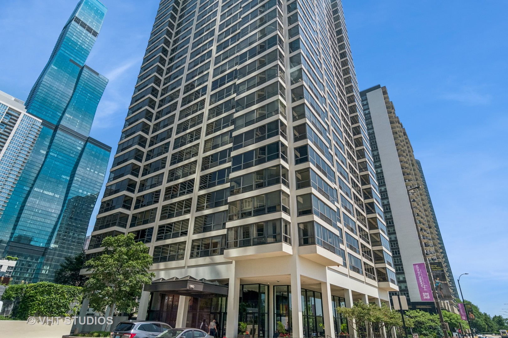360 E RANDOLPH Street Unit: 407