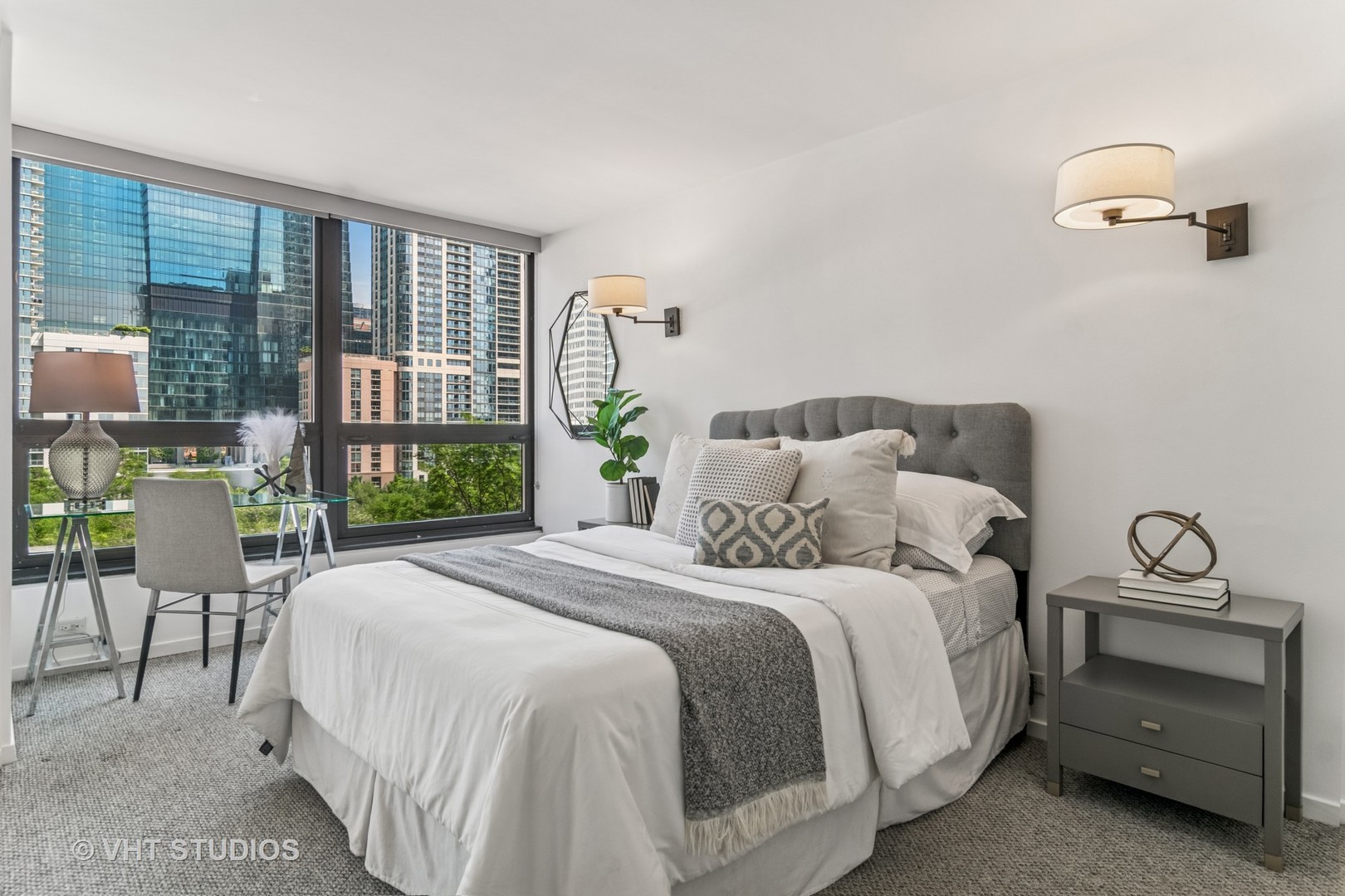 360 E RANDOLPH Street Unit: 407