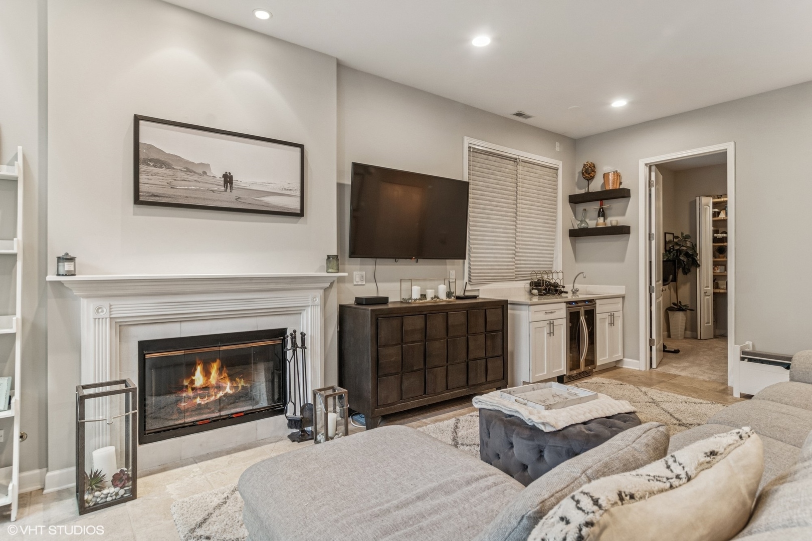1725 W Pierce Avenue Unit: 1