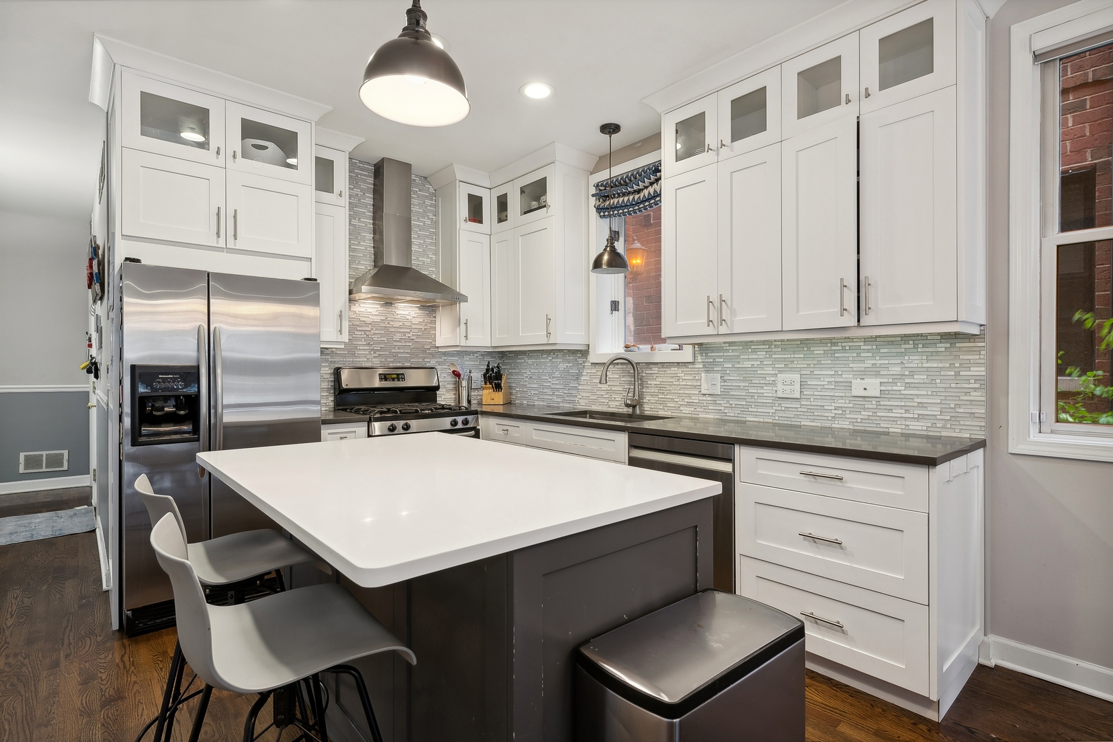 1925 N Damen Avenue Unit: 1