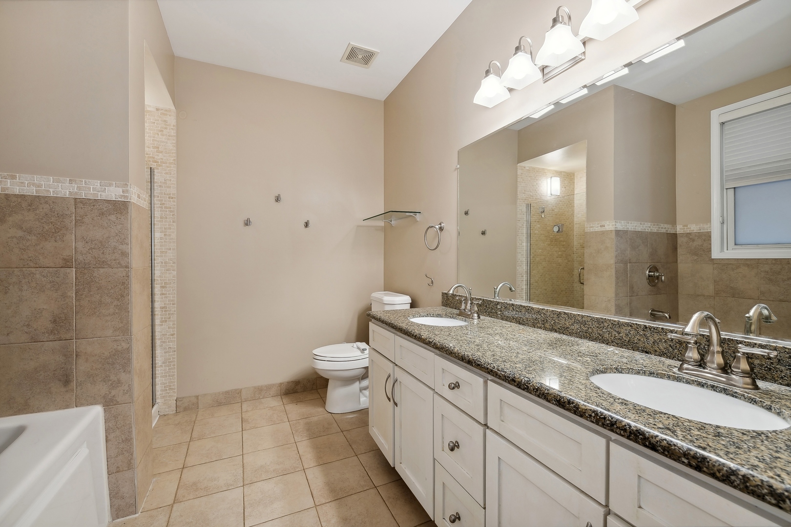1925 N Damen Avenue Unit: 1
