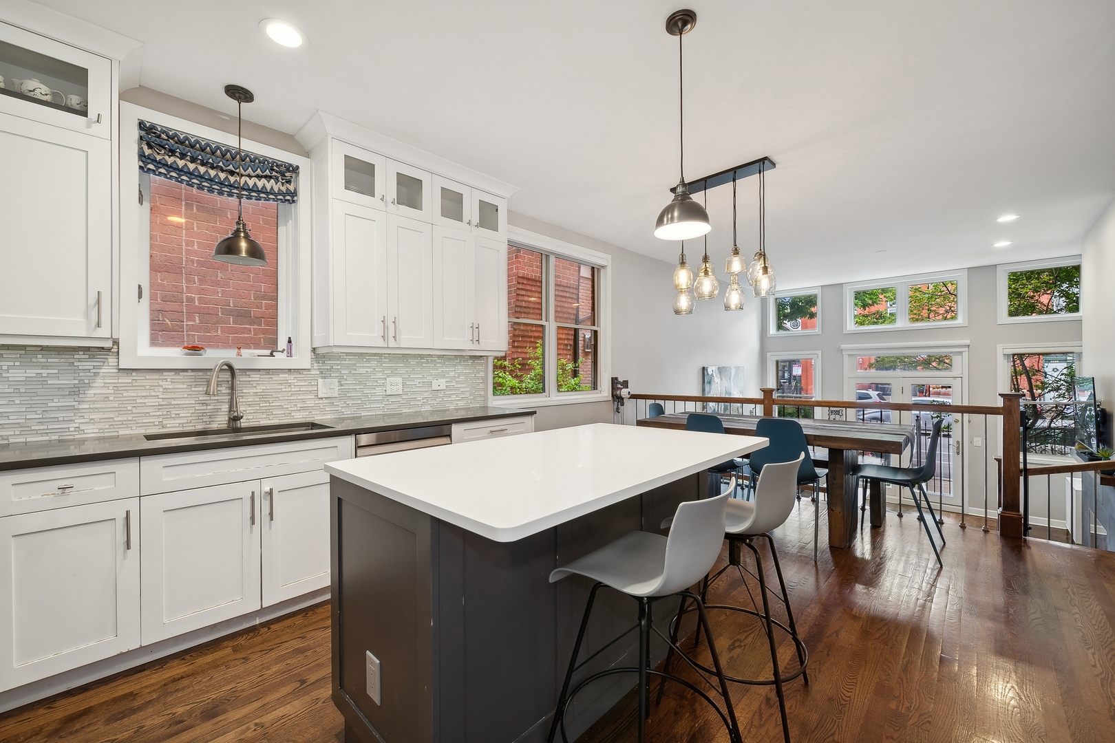 1925 N Damen Avenue Unit: 1