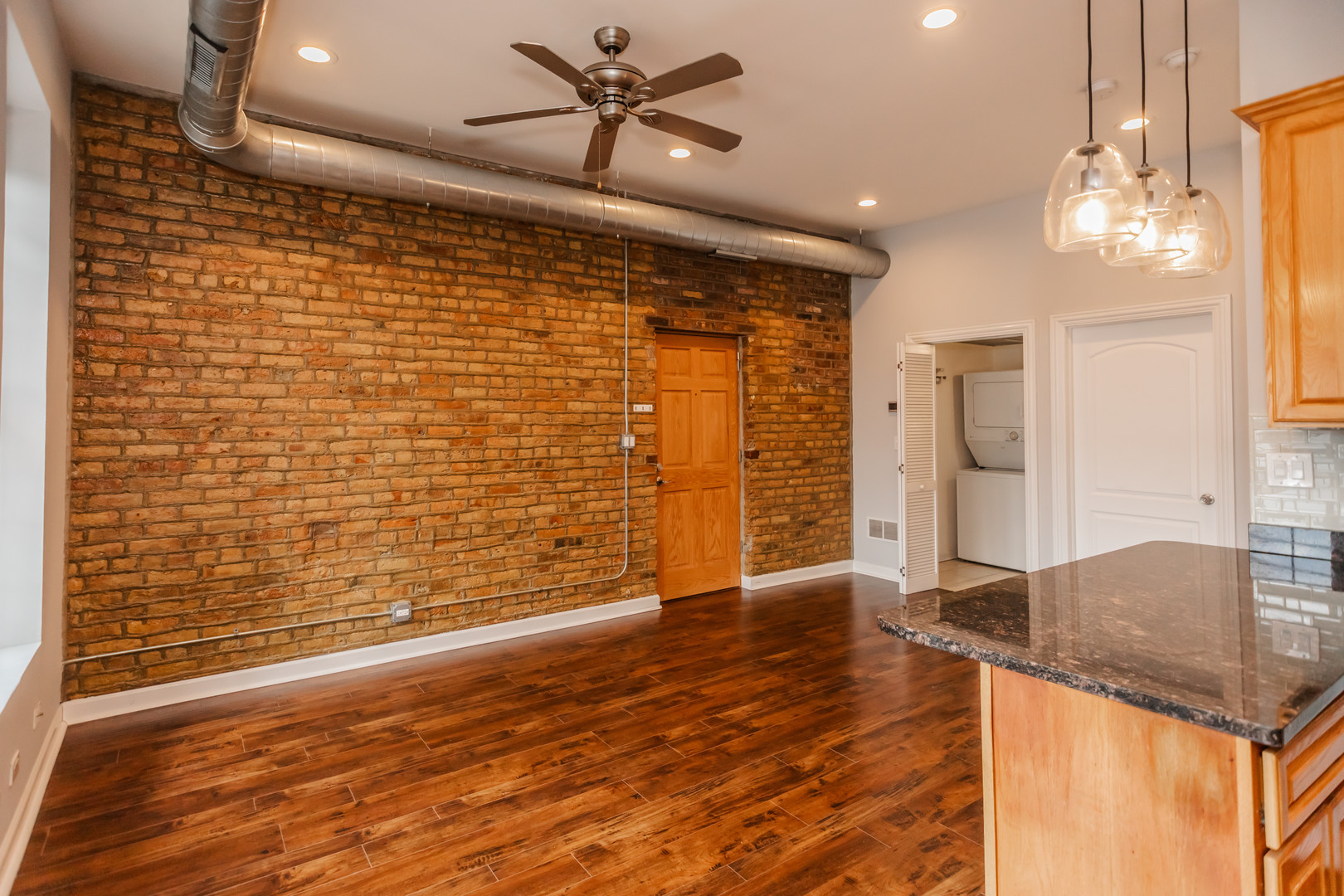 2212 N Campbell Avenue Unit: 2D