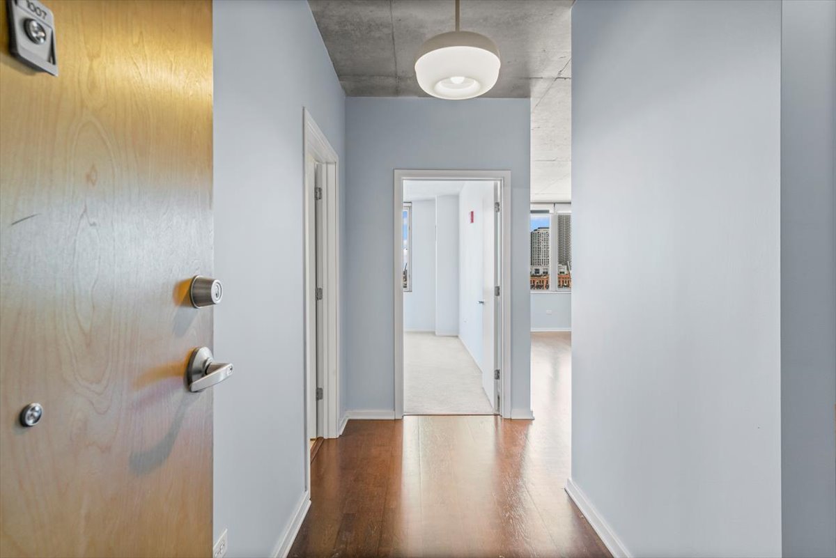 659 W Randolph Street Unit: 1007