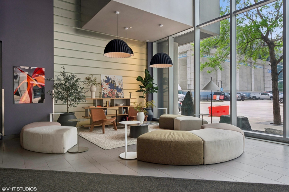 235 W Van Buren Street Unit: 4002