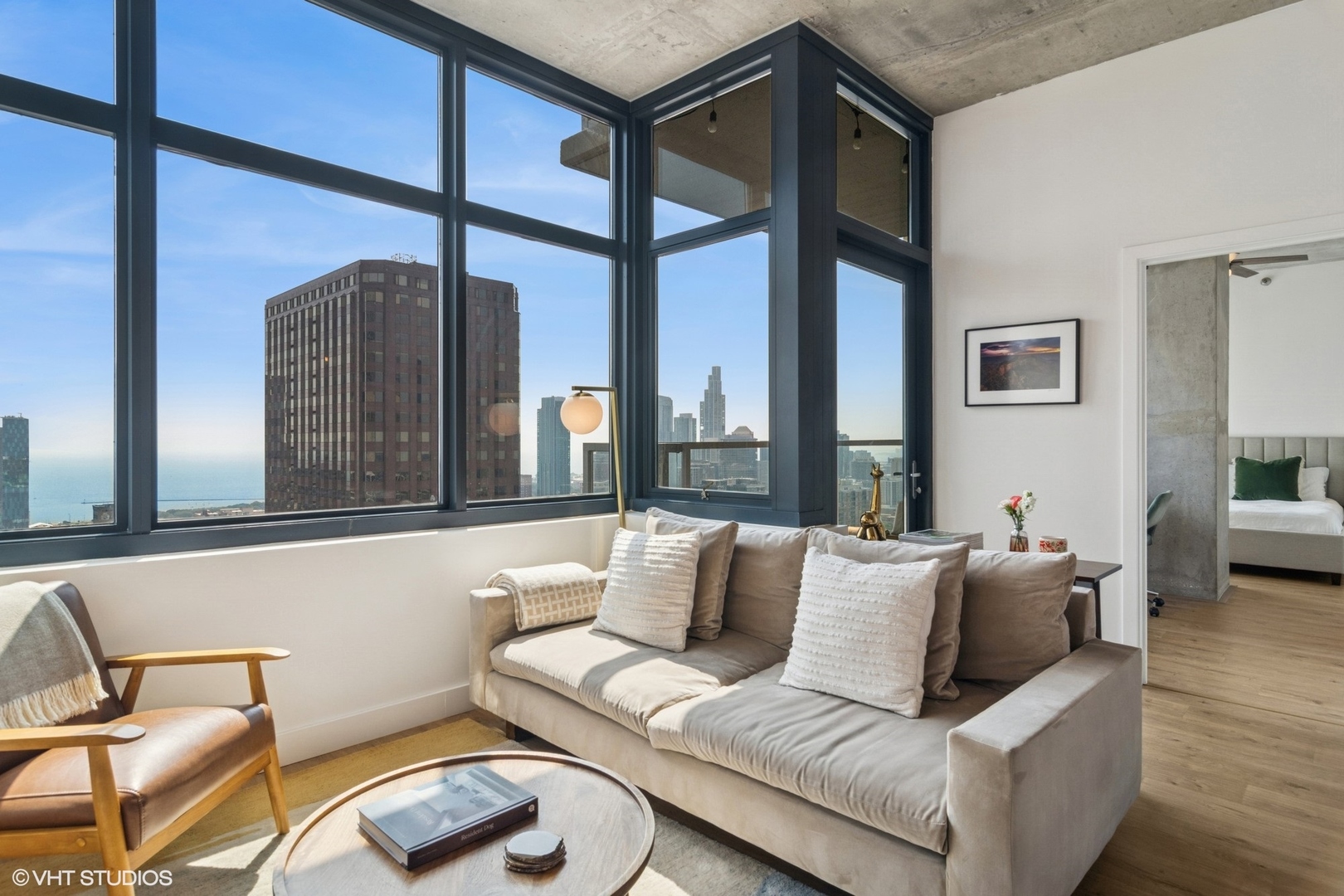 235 W Van Buren Street Unit: 4002