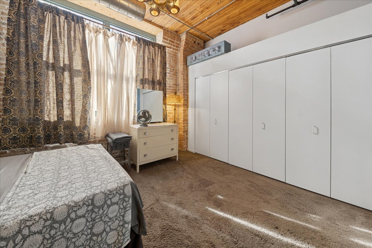 3500 S Sangamon Street Unit: 109