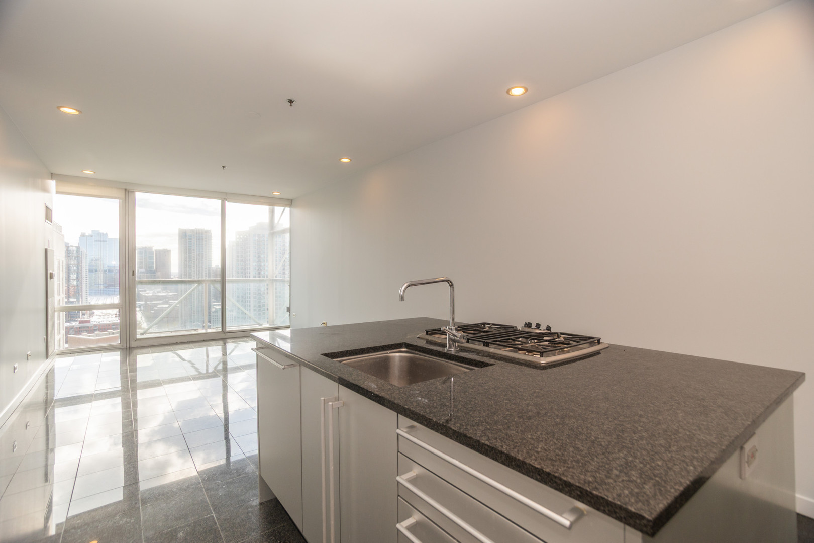 653 N Kingsbury Street Unit: 2308