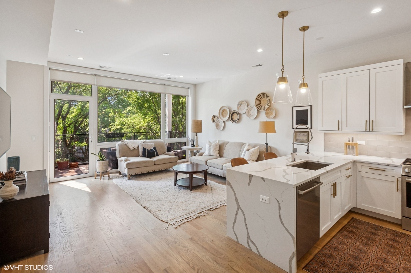 1753 N kedzie Boulevard Unit: 2