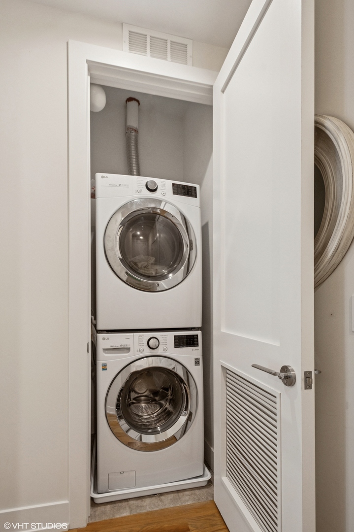 1753 N kedzie Boulevard Unit: 2