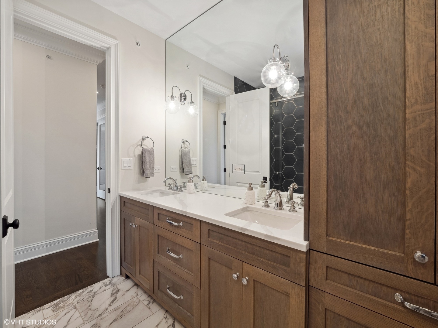 2030 N Honore Street