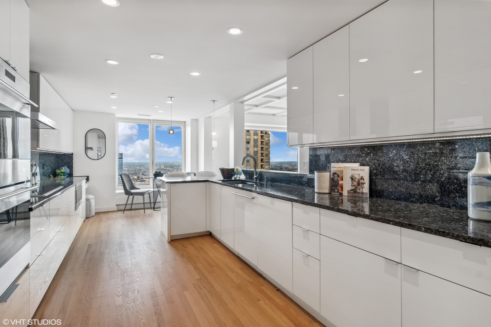 161 E CHICAGO Avenue Unit: 45FG