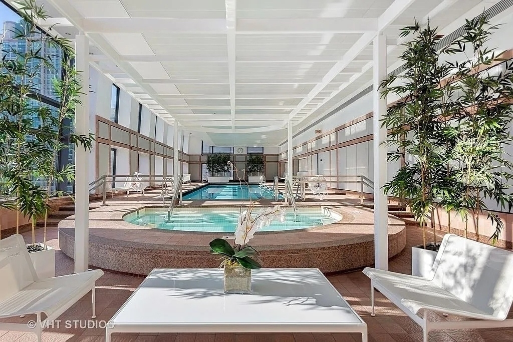 161 E CHICAGO Avenue Unit: 45FG