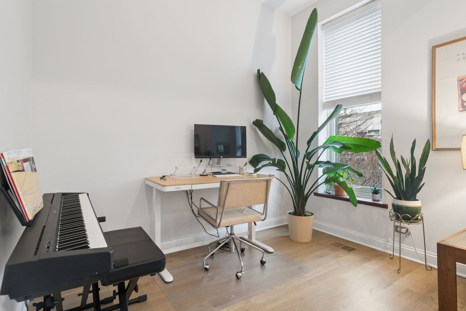 1667 N Bissell Street Unit: 2