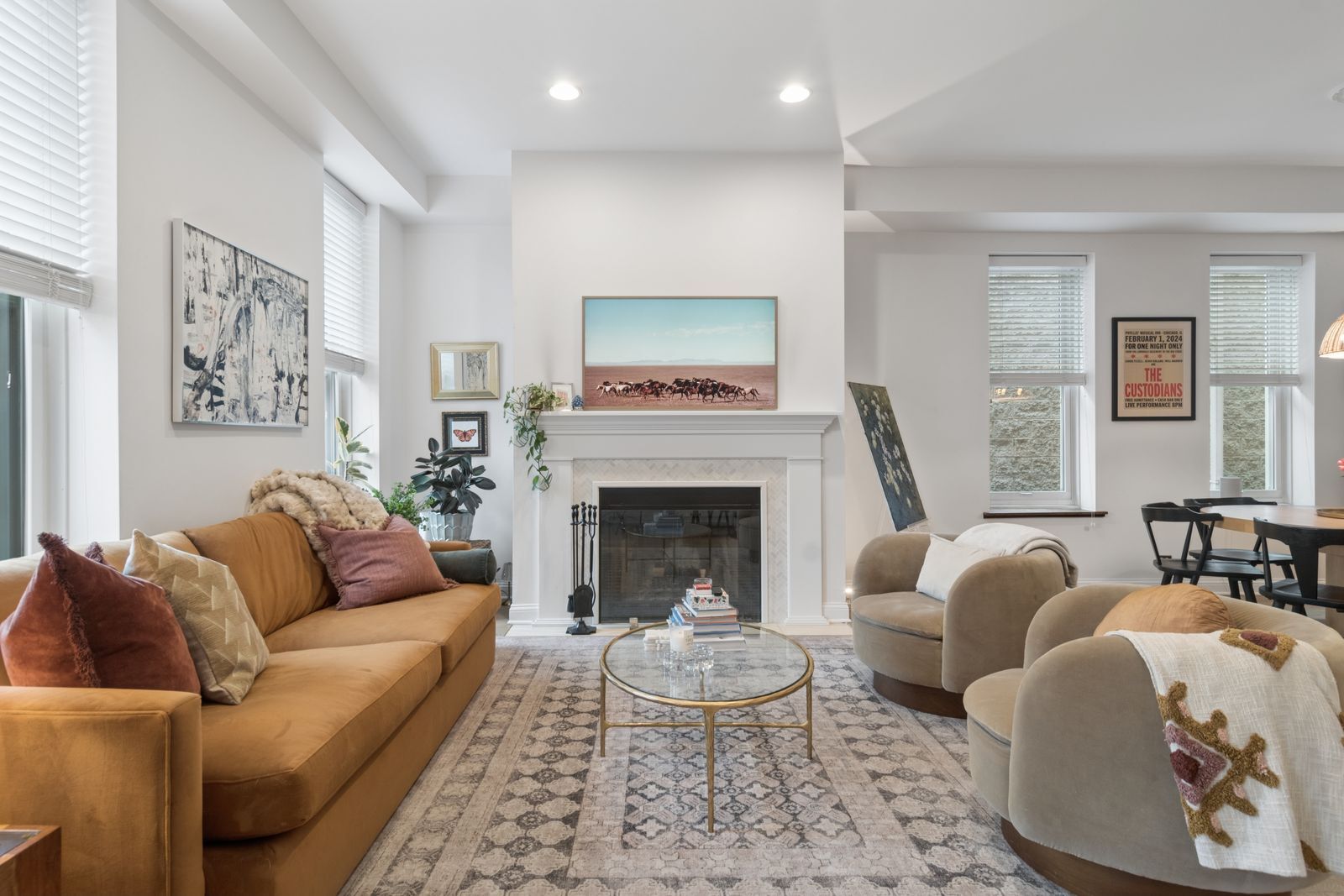 1667 N Bissell Street Unit: 2